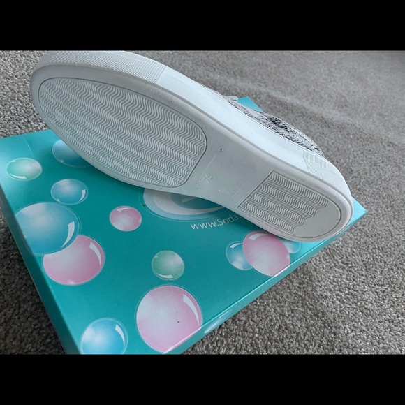 SNAKESKIN SNEAKER - Picture 4 of 4